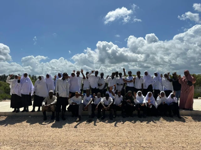 From classroom to coastline 🌱📚

These students from a local school in Zanzibar travel over one hour by bus to visit the mangroves, where they learn firsthand why these ecosystems are so important for our ocean and communities. 

They collect mangrove seeds, help replant them, visit the mangrove nursery, and learn how these forests protect marine life and coastal areas. To finish the day, the students take a small exam to test their new knowledge! 🌿✨

A special thank you to @za_veco for supporting this education program and helping make these experiences possible!

Education is one of the most powerful tools we have to create long-term change, and these young changemakers are already making a difference 💚

#thelivingocean #environmentaleducation #conservation #mangroverestoration #youthfortheocean